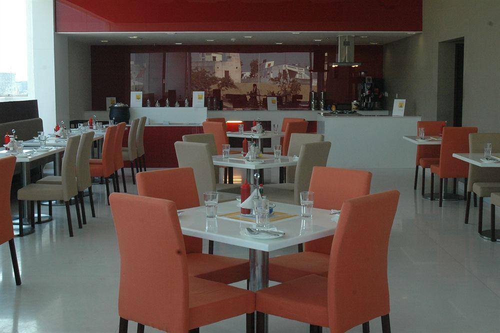 Keys Select By Lemon Tree Hotels, Λουντιάνα Εξωτερικό φωτογραφία